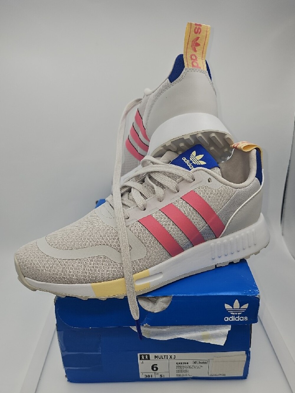 adidas Youth Cream Sneakers with Pink Stripes and Blue Accents Size 6